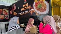 Mie Pedas Jadian