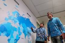 (kiri ke kanan) Ryan Lee, Senior Vice President Global-Partnership and Strategy Global Excel Management (Kanada) dan Mohammad Raditama, General Manager Global Excel Indonesia