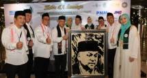 Dr. Ing. Ilham Akbar Habibie, MBA sebagai Ketua Umum ISMI bersama jajaran pengurus 