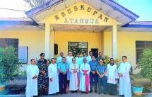 Kunjungan Uskup Ordinariat Militer Indonesia di Atambua Perkuat Iman dan Kedaulatan NKRI