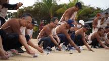 Finnet Perkuat Komitmen ESG Lewat Pelepasan Tukik di Pantai Nusa Dua Bali