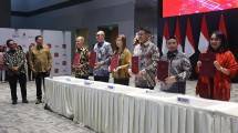 Penandatanganan kerja sama BCA dan KSEI