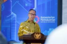 Menperin Agus Gumiwang Kartasasmita