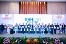 Penyerahan Culture Award AKHLAK Implementation 2024.