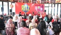 Perkenalkan Semangat "Renyahnya RITZ, Awali Percakapan"