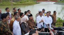 Presiden-Wapres dan Para Menteri Kabinet Indonesia Maju Tinjau Embung MBH dan Plaza Seremoni IKN