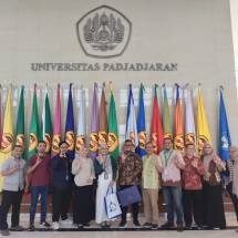 Ok Oce dan Universitas Padjajaran