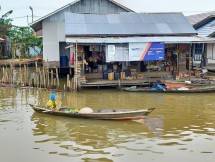 Agen BRILink di tepi Sungai