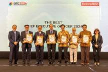 Ketua Penyelenggara GRC & Performance Excellence Award 2024 sekaligus CEO Businessnews Indonesia, Irnanda Laksanawan (kiri)