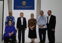 Prof. Dr. Ir. Djoko Hartanto, M.Sc Nano Device Laboratory resmi dibuka di UI.
