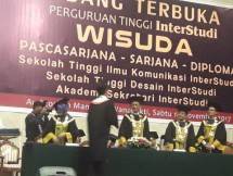 Wisudawan InterStudi Siap Menjadi Entrepreneur Handal
