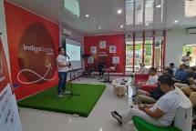 Direktur Digital Business Telkom Muhamad Fajrin Rasyid (tengah) dalam peresmian IndigoSpace Aceh di Banda Aceh