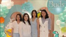 (Dari Kiri ke Kanan) Stella Liana, Brand Supervisor PT Inti Berkat Jaya; Blenda Ticoalu, Director PT Inti Berkat Jaya; Anissa Azizah, Moms Influencer; drg. Kalia Labitta, S.P. BM., Expert di acara peluncuran rangkaian produk anak bersertifikat ECOCERT.