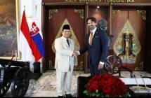 Menhan Prabowo Terima Kunjungan Kehormatan Menhan Slovakia