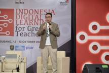 EVP Telkom Regional II E. Kurniawan dalam acara &ldquo;Indonesia Digital Learning for Great Teacher&rdquo; yang berlangsung pada 12-13 Oktober 2024, di Gedung Serbaguna Mulia Kabupaten Subang.