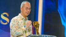 Penghargaan Tokoh Inovasi dan Transformasi Industri, Menperin Agus Dedikasikan untuk Para Pelaku Industri