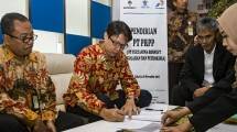Penandatanganan perusahaan patungan, PT Pertamina Rosneft Pengolahan dan Petrokimia (PRPP).