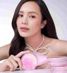 Beby Tsabina glowing di hari Valentine bersama produk barenbliss.