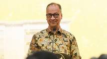 Menteri Perindustrian Agus Gumiwang Kartasasmita