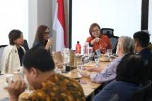 Wamenekraf berdiskusi untuk mengoptimalkan dukungan pemerintah terhadap perkembangan industri galeri dan museum di Indonesia khususnya pada proses ekspor dan impor karya seni._