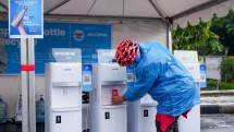 MODENA Pure Hub Ajak Masyarakat Refill & Daur Ulang Plastik di CFD Sudirman