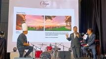 Director of Sales & Marketing O&rsquo;laya Magnifique, Owen Lesmana (tengah) 