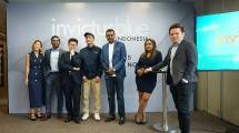 Ki-ka: Chen Shi Yen: Group Strategy Director of Invictus Blue, Keith Miranda: Executive Board Director of Invictus Blue, Jo Yau:Group CEO of Invictus Blue, Erick Ko: Business Director - Invictus Blue Indonesia, Vinesh Thanabalasingam: Group Finance Director of Invictus Blue, Sharon Gomes, Head of Talent of Invictus Blue, Ricky Cheok: Head of Media of Invictus Blue