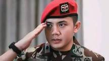 Wakil Ketua Komisi I DPR RI Sebut Seskab Teddy Tak Perlu Mundur