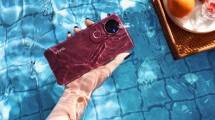 vivo V50 dilengkapi dengan Underwater Photography Mode, memungkinkan pengguna mengambil foto jernih di dalam air tanpa perlu aksesori tambahan.