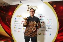 PTPP saat menerima penghargaan