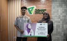 Kolaboraksi Dompet Dhuafa berbagi mukena baru untuk kaum Dhuafa