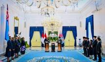 Presiden Republik Indonesia, Prabowo Subianto, dan Perdana Menteri (PM) Fiji, Sitiveni Ligamamada Rabuka, menyampaikan pernyataan pers bersama di Istana Merdeka, Jakarta, pada Kamis, 24 April 2025. (Foto: BPMI Setpres)