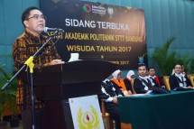 Sekjen Kementerian Perindustrian, Haris Munandar saat acara Wisuda STTT Bandung (Foto: Humas)