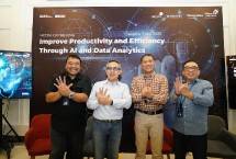 (kiri ke kanan) Direktur Operation dan Sales MDMedia Pujo Pramono, Direktur Utama Infomedia Eddy Sofryano, CEO TelkomMetra Pramasaleh Haryo Utomo, dan VP Corporate Communication Telkom Andri Herawan Sasoko saat foto bersama pada acara Media Gathering &ldquo;Improve Productivity and Efficiency Through AI and Data Analytics&rdquo; di Jakarta, pada Rabu (7/5).