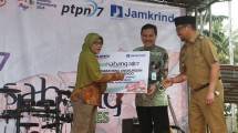 Perum Jamkrindo menahkodai kegiatan bakti sosial yang bertajuk Sail Sabang 2017 di Provinsi Bengkulu bersama dengan sejumlah BUMN seperti PT PLN (Persero), PT Jasa Raharja (Persero) dan PT Perkebunan Nusantara III (Persero) bekerja sama dengan TNI AL