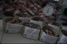Caption: Dompet Dhuafa salurkan Daging hewan kurban ke 26 Provinsi di Indonesia dengan jangkuan hingga 250 Kabupaten/Kota, dan 3 Negara yakni Palestina, Somalia dan Myanmar. 
