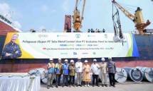 Menteri Perindustrian, Agus Gumiwang Kartasasmita pada acara Pelepasan Ekspor Produk Baja Lapis PT Tata Metal Lestari dan PT Krakatau Steel ke Amerika Serikat, di Pelabuhan Tanjung Priok, Jakarta, Jumat (18/7).