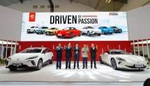 MG4 EV Max dan MG Cyberster Warna Baru Resmi Diluncurkan di GIIAS 2025, Hanya Tersedia 100 Unit