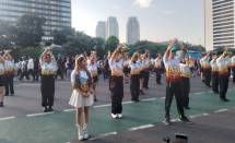 Caption: Kegiatan komunikasi interaktif global &ldquo;Sayap Perdamaian&rdquo; (Peace-Wings) Indonesia diadakan di lokasi Hari Bebas Kendaraan Bermotor (Car Free Day) Jalan Jendral Sudirman Jakarta Pusat, (3/7/2025).