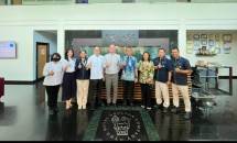 Kemenperin bersama Asosiasi Aneka Keramik Indonesia (ASAKI) melakukan peninjauan secara langsung ke fasilitas produksi PT Doulton. Kegiatan ini bertujuan untuk melihat lebih dekat kondisi nyata di lapangan, khususnya pada lini produksi yang terhenti akibat terhambatnya suplai gas.