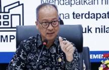 Menperirn Agus Gumiwang Kartasasmita