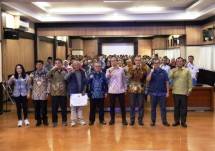 Kepala Perpusnas E Aminudin Aziz saat kunjungan kerja ke Garut, Tasikmalaya, dan Ciamis pada 10&ndash;12 September 2025.