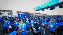 Sebanyak 9.000 Pelari Birukan Lombok Dalam Event Lari Sirkuit Terbesar Pocari Sweat Run Lombok 2025