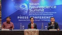 Dari kiri-kanan: Press Conference Siloam Neuroscience Summit 2025 - Prof. Yusak Mangara Tua Siahaan, MD, PhD, FIPP, CIPS, FMIN, dr. Grace Frelita, MM & Prof.Dr. dr. Julius July, Sp.BS, K, M. Kes, IFAANS.