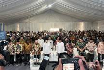 Menteri Agama Nasaruddin Umar saat meresmikan rumah ibadah