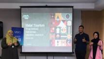 Pembicara Halal Tourism What Defines Indonesian Muslims Journeys.