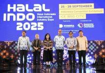 Menperin Agua di Indo Halal 2025
