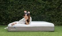 Elite Springbed memperkenalkan Elite Cool Collection, rangkaian kasur inovatif dengan teknologi Sensa Cool yang mampu memberikan sensasi sejuk meski udara sekitar terasa panas.