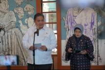 Menteri Koordinator bidang Perekonomian, Airlangga Hartarto dalam Rakor Akselerasi Pertumbuhan QIV-2025 yang digelar di Wisma Danantara, Rabu (1/10).