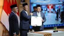 Acara serah terima jabatan Kepala Badan Pangan Nasional (Bapanas) dari Arief Prasetyo Adi kepada Andi Amran Sulaiman